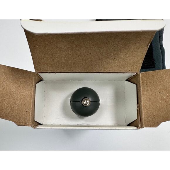 Aura Cacia Aromatherapy & Pads Car Diffuser and Aroma Tools Travel Case - Picture 4 of 7